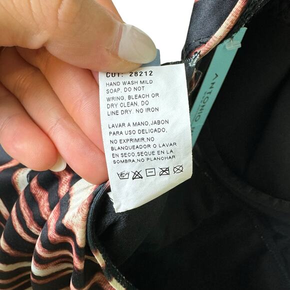 Antonio Melani NWT Tiger Animal Print Underwire Cut Out Tankini Swimsuit Top - Picture 13 of 13